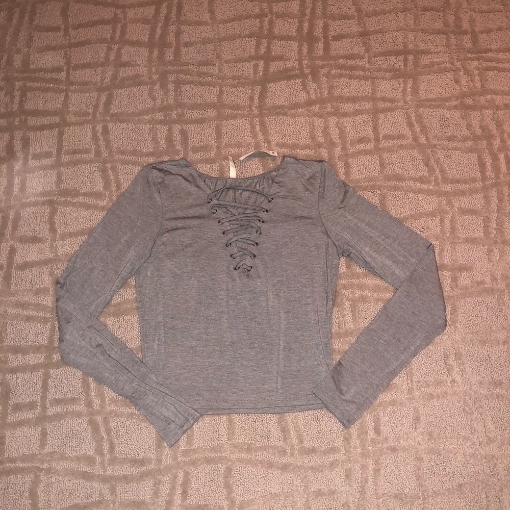 Emma and Sam Long sleeve lace up crop top